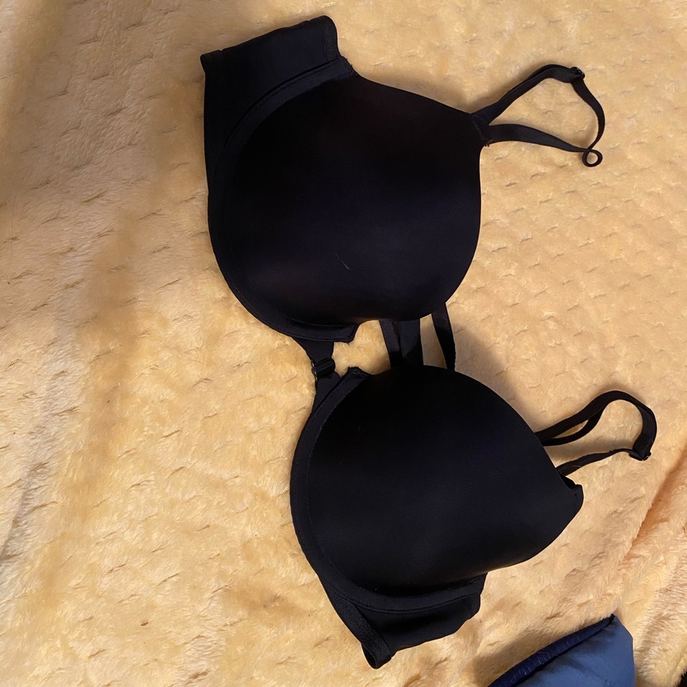 Black front clasp bra